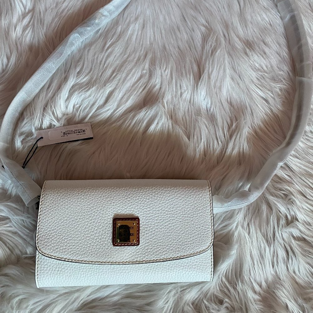 NWT White Pebble Grain Crossbody Wallet Combo
